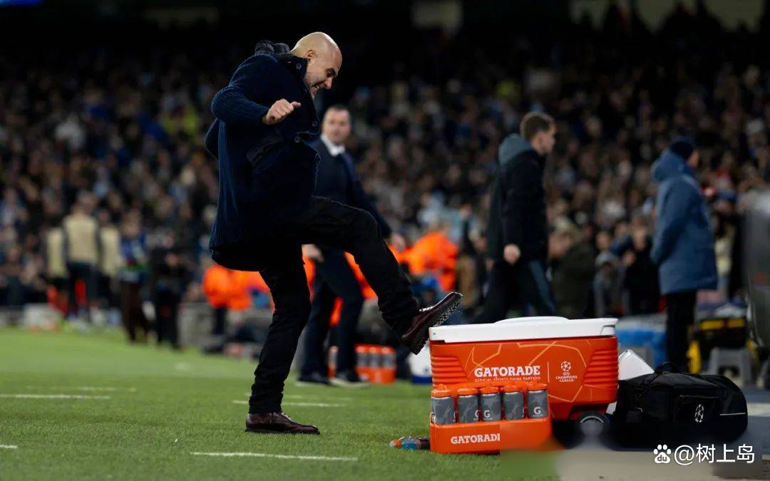 曼城主场大胜,迅速回归胜利轨道! 曼城主场大胜,迅速回归胜利轨道!