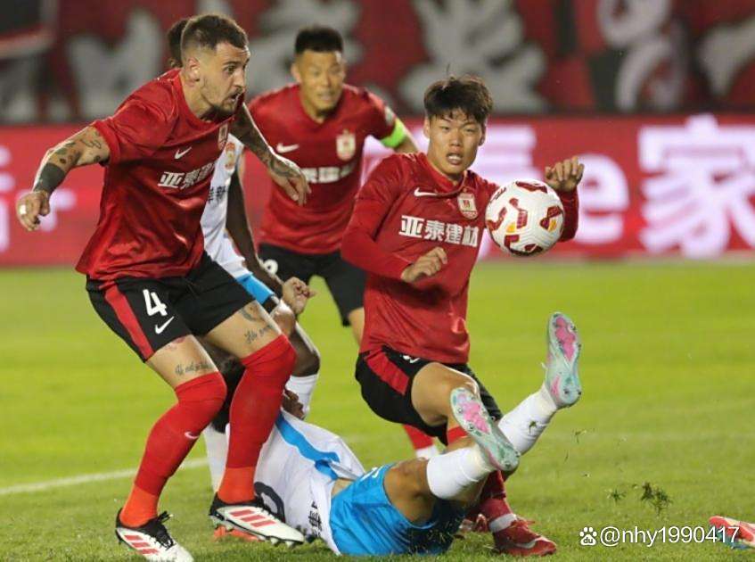 长春亚泰客胜，完成一场精彩逆转